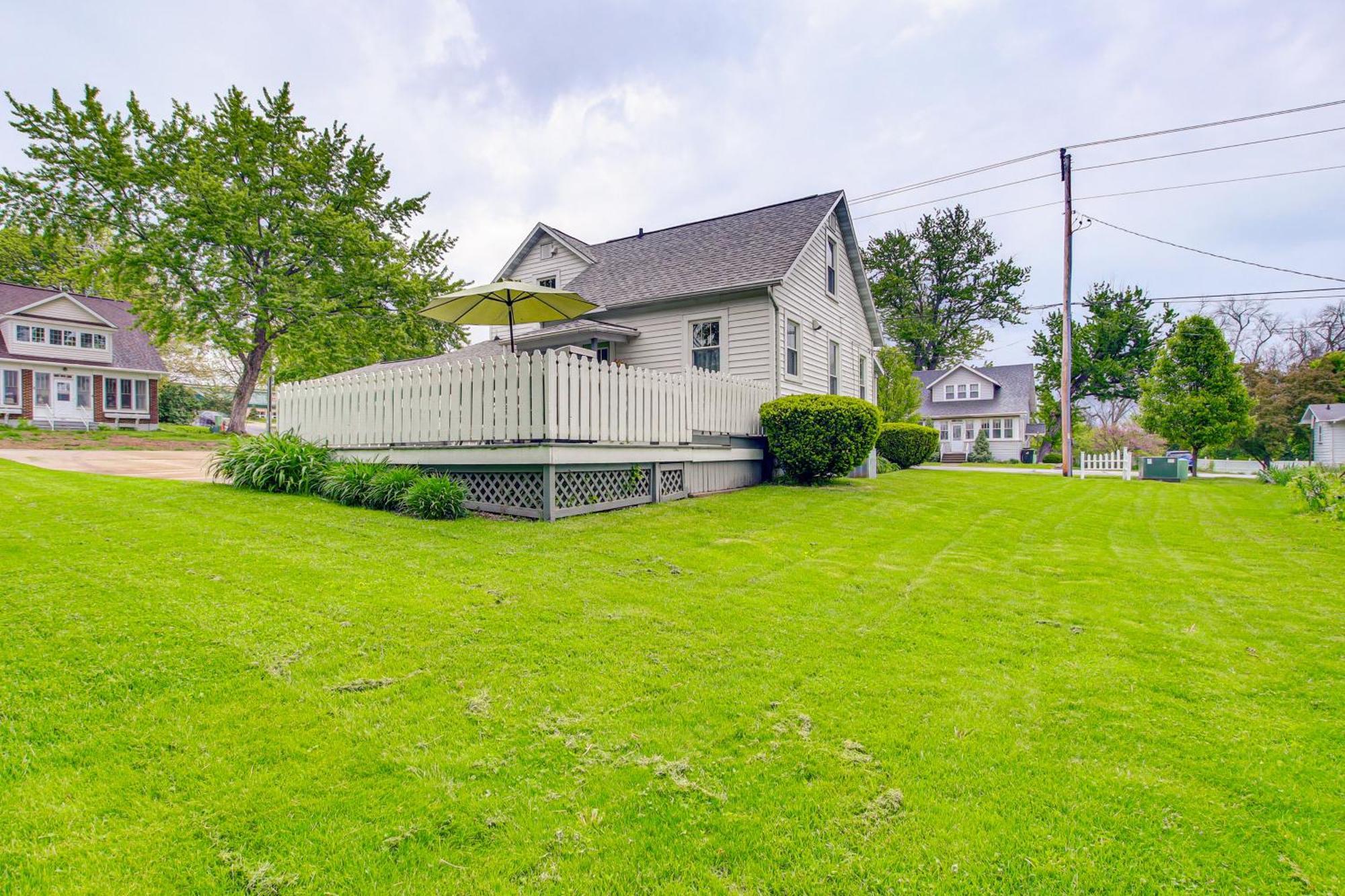 Lavish House With Patio - 2 Blocks To Green Lake! Exteriör bild